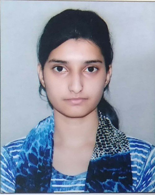 SIMRAN AGRAWAL  home tutor in Varanasi.
